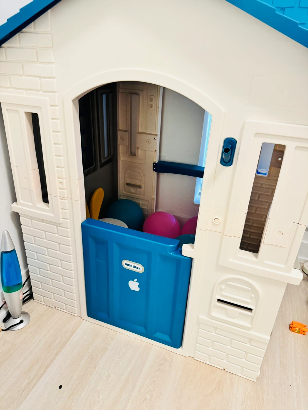 Little Tikes Playhouse - Blue & White - photo 2