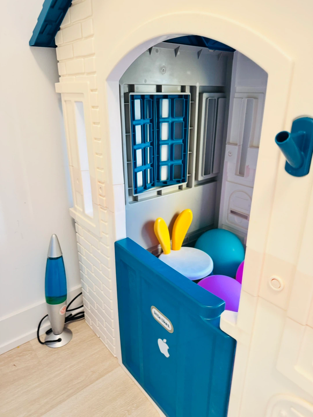 Little Tikes Playhouse - Blue & White - photo 3