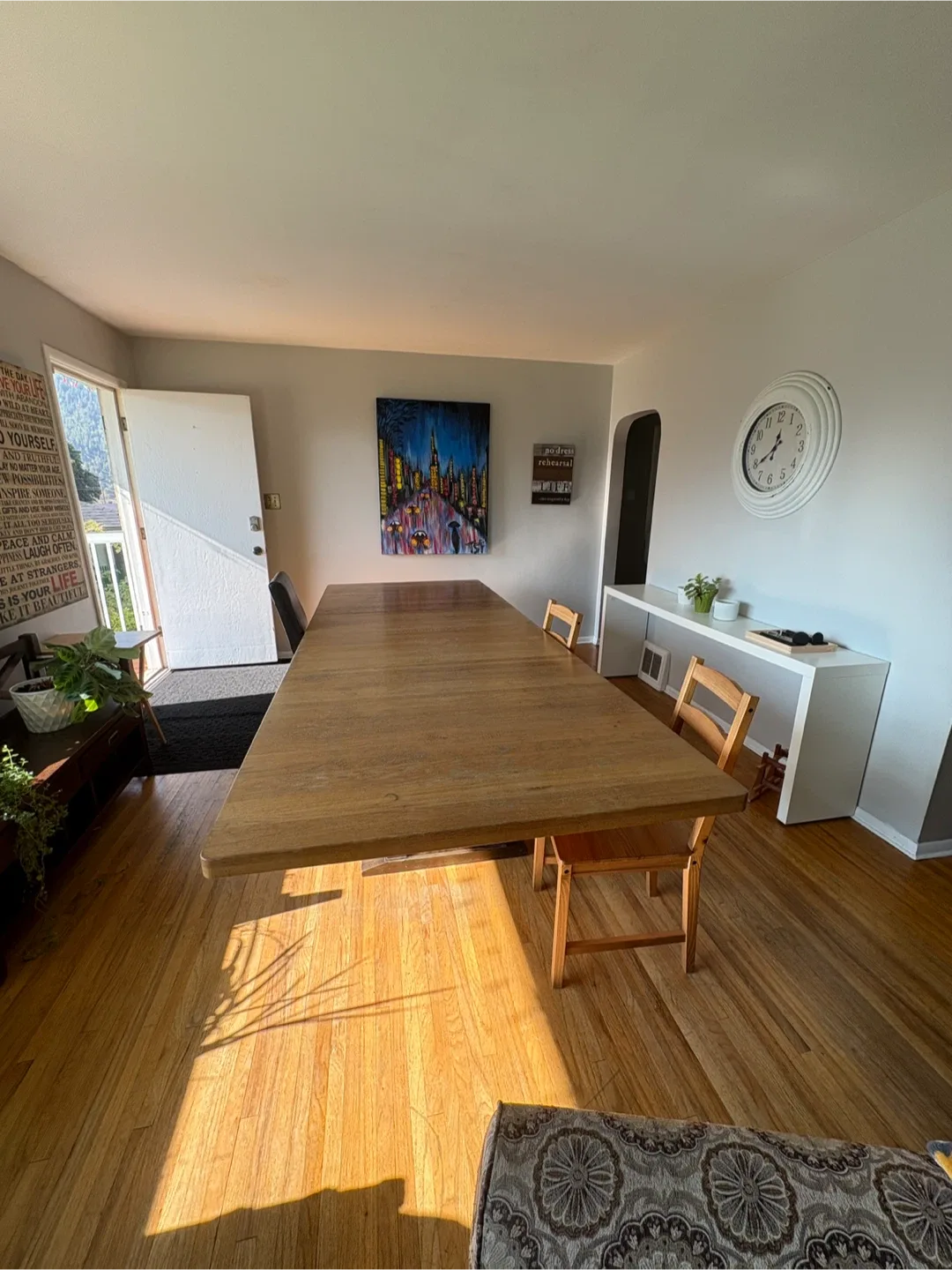 Extendable Dining Table image indicator(2)