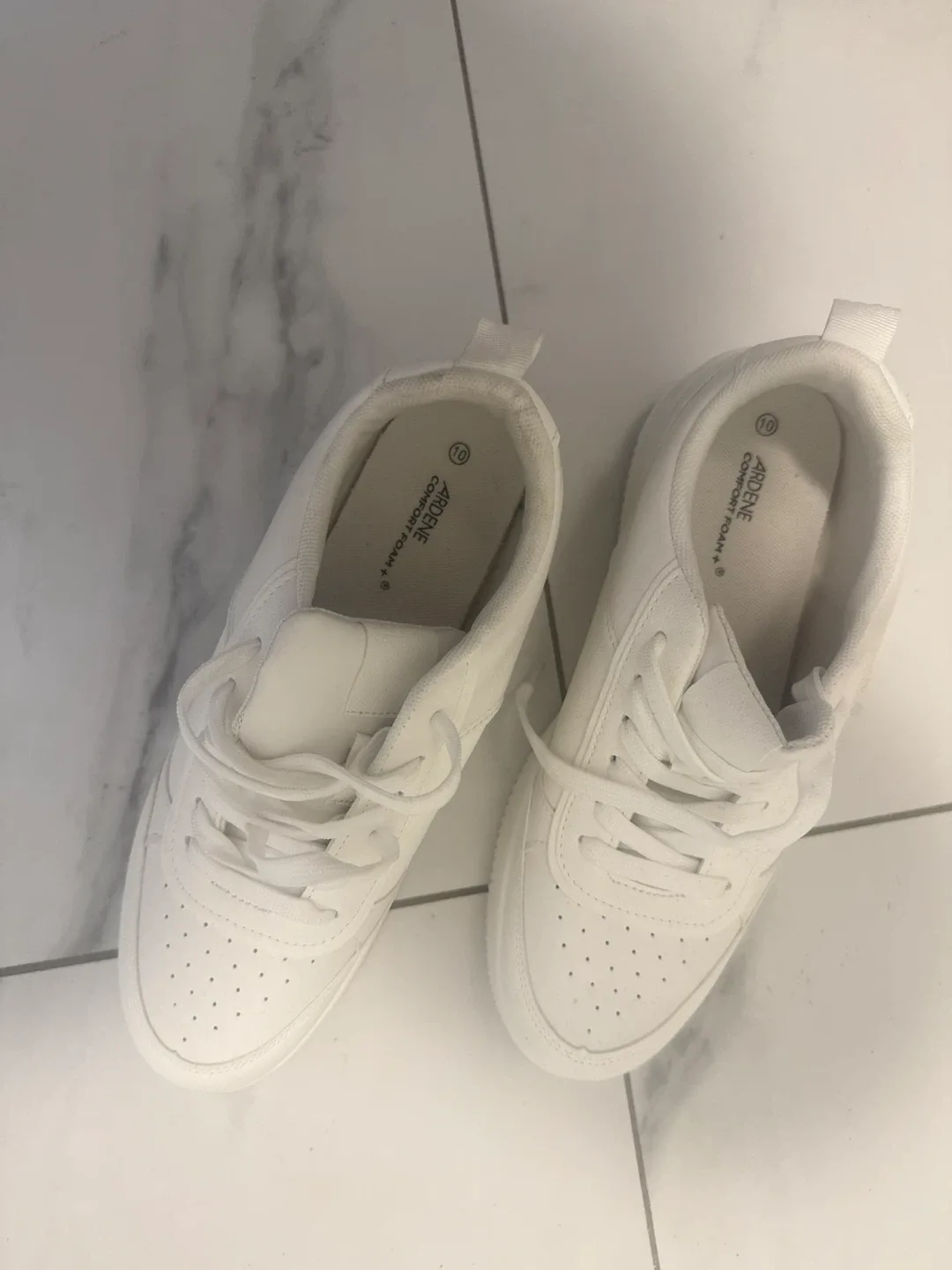 Ardene White Sneakers - Size 10 image indicator(2)