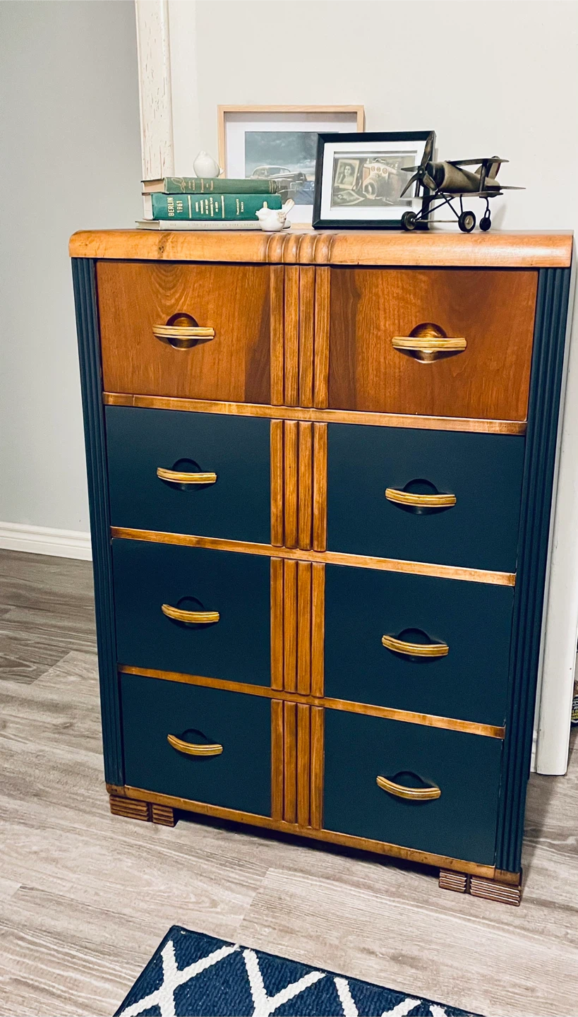 Vintage Two-Tone Dresser - photo 2