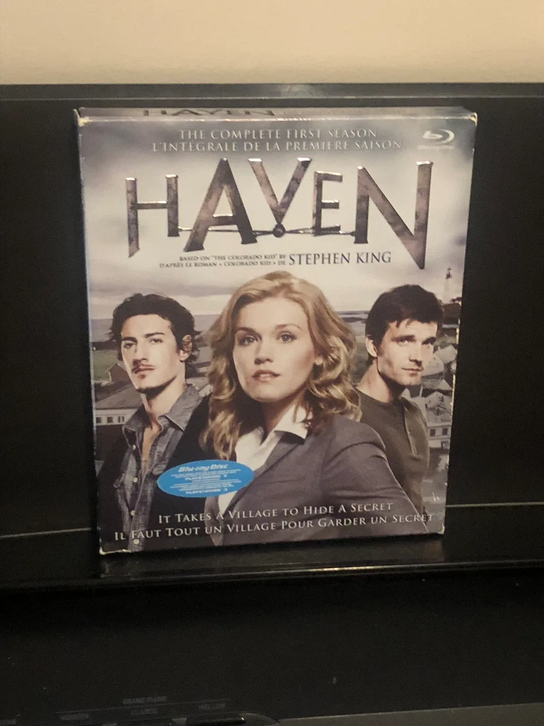 Haven: The Complete First Season Blu-ray thumbnail