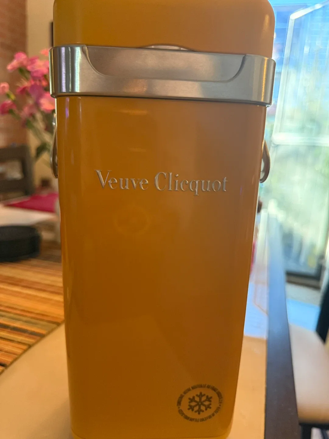 Veuve Clicquot Champagne Ice Jacket Cooler image indicator(2)