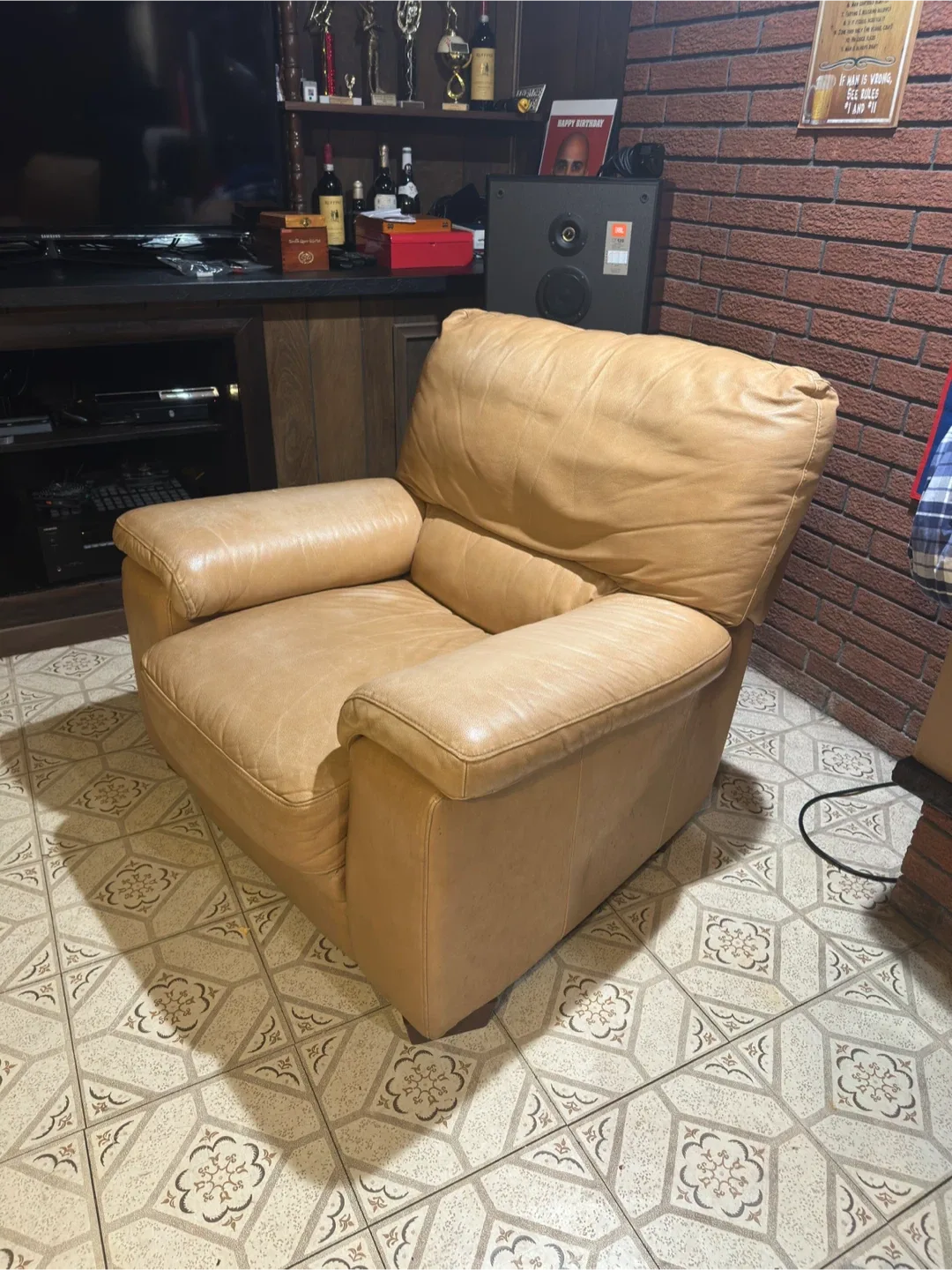 (2) x Leather Recliner Chair - Tan image indicator(2)