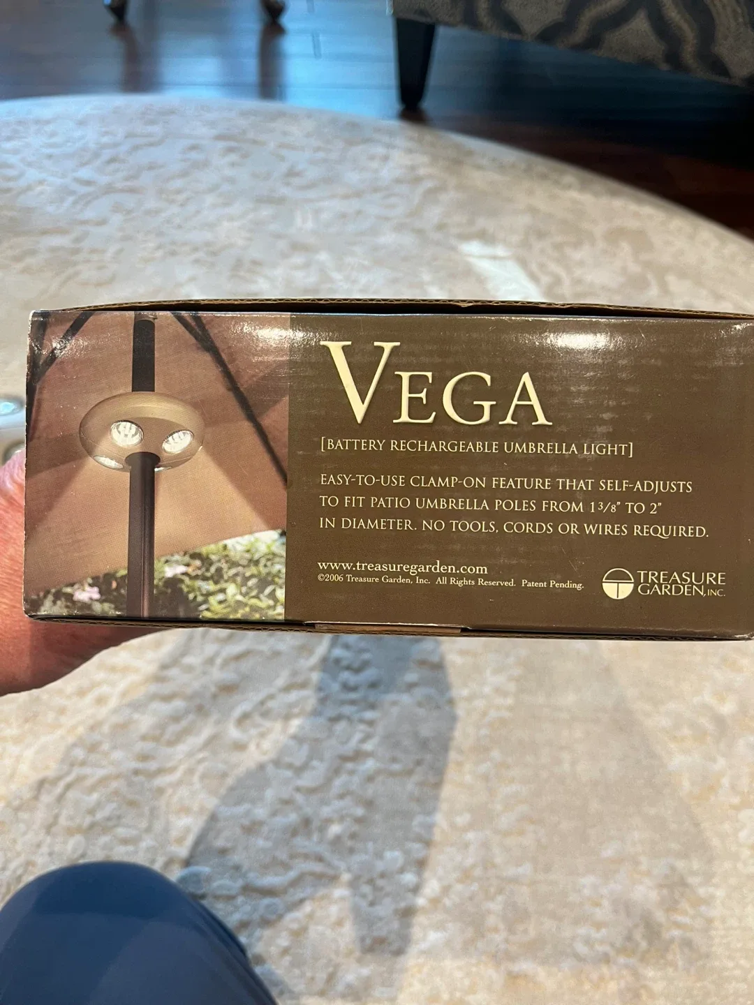 Treasure Garden Vega Battery Rechargeable Umbrella Light image indicator(6)