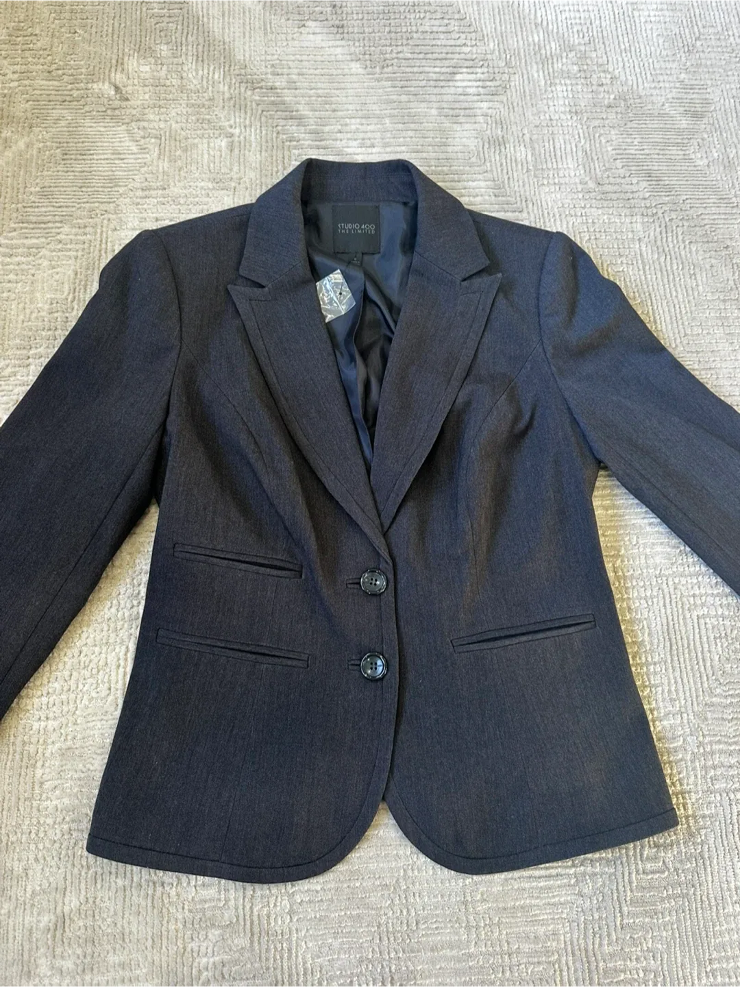 Studio 400 The Limited Blazer - Size 6 thumbnail