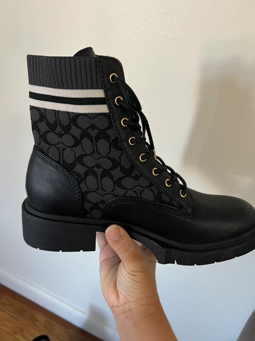 Coach Black Leather Women's Boots Size 7 - photo 2