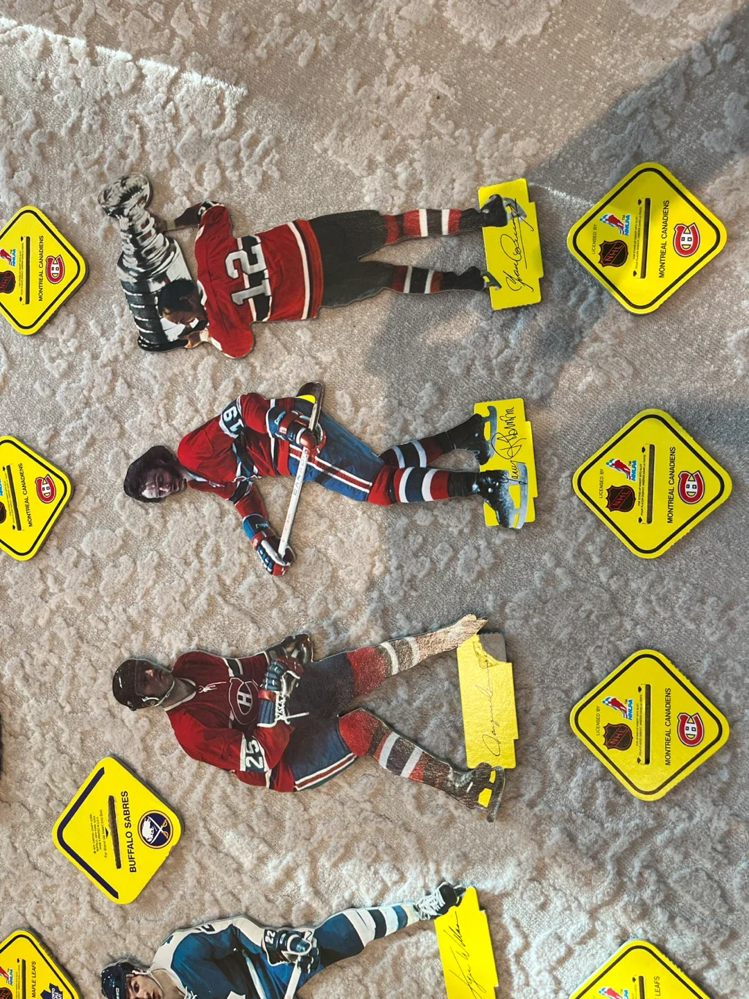 1975 Hockey Heroes Stand-Ups image indicator(6)