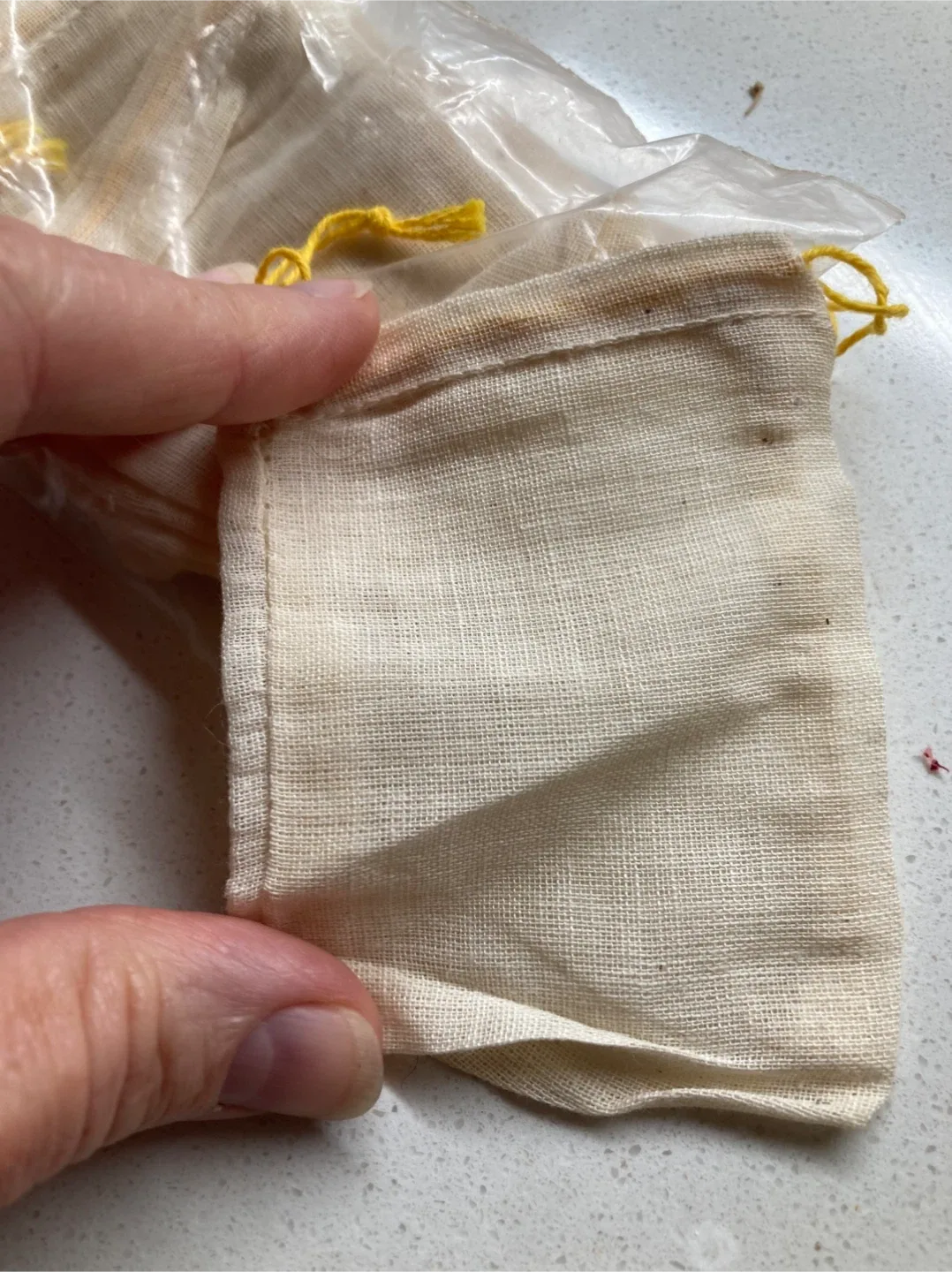 7 New/Reusable Muslin Cotton Bags image indicator(2)