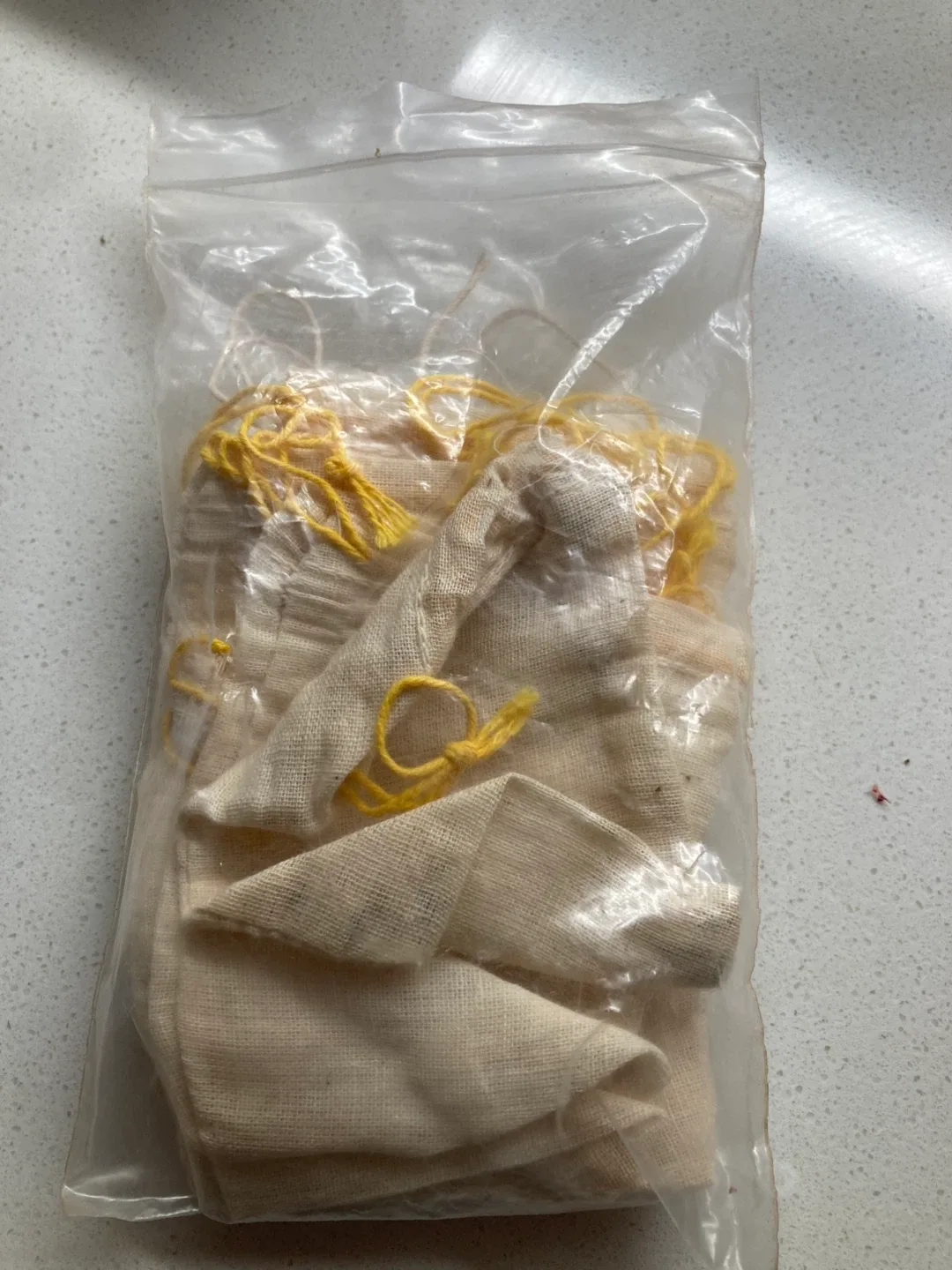 7 New/Reusable Muslin Cotton Bags image indicator(3)