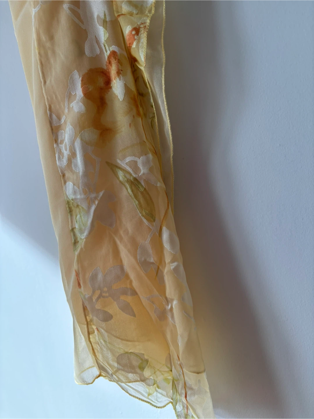 Floral Patterned 100%Silk Scarf 70×180cm, 27×70in