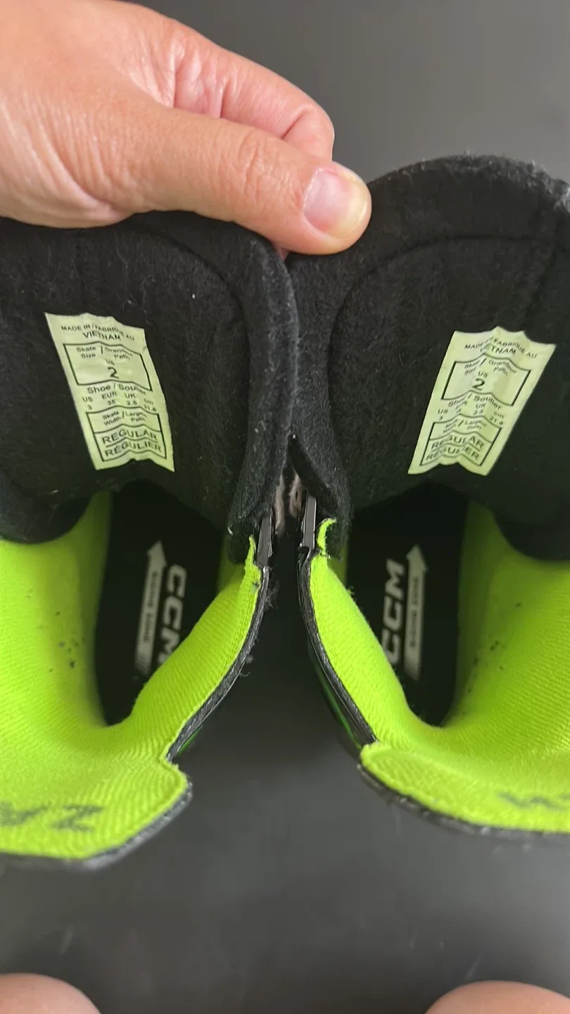 CCM Ribcor Ice Hockey Skates for Kids image indicator(6)