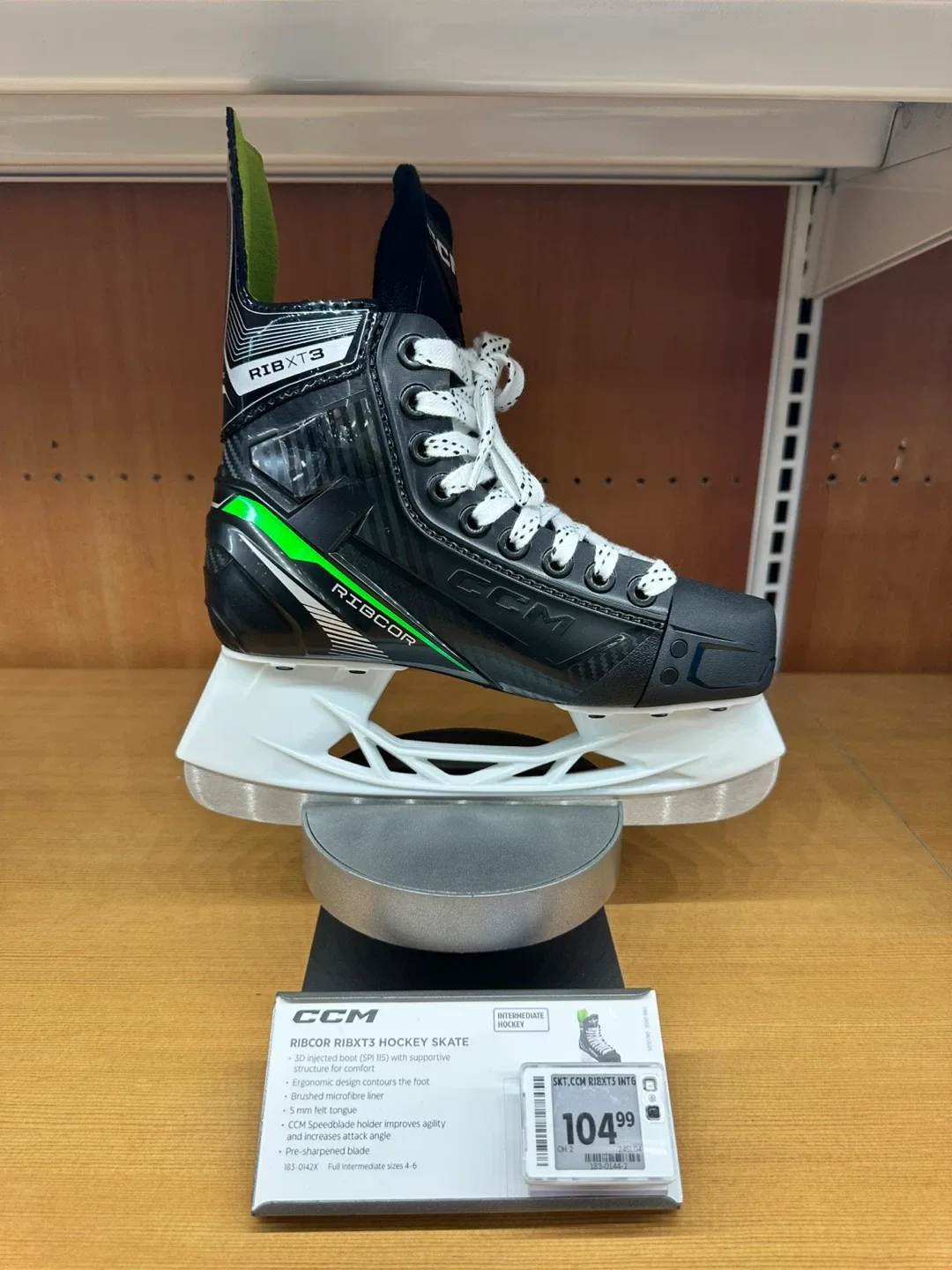 CCM Ribcor Ice Hockey Skates for Kids image indicator(10)