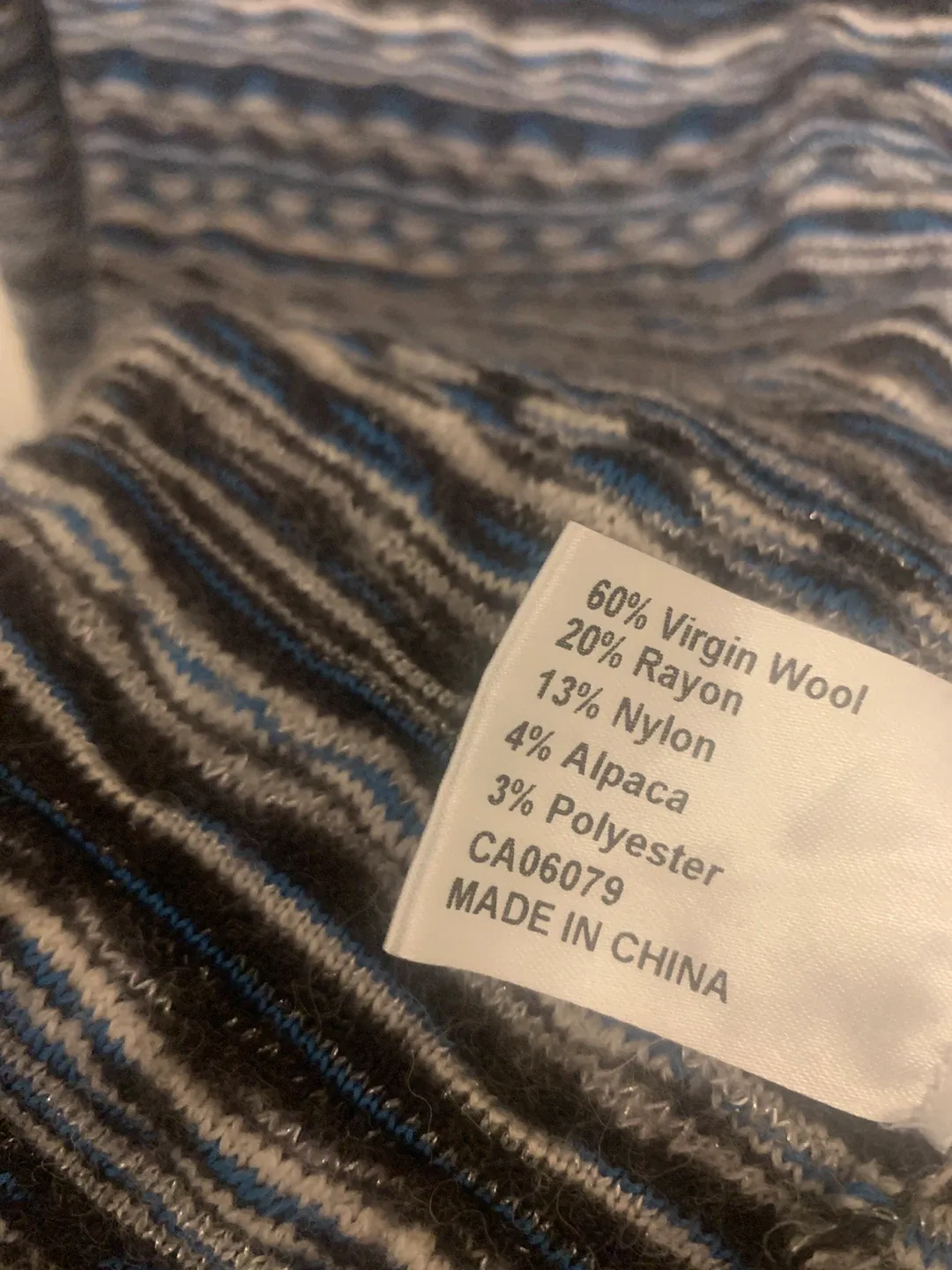 Striped Cardigan image indicator(3)