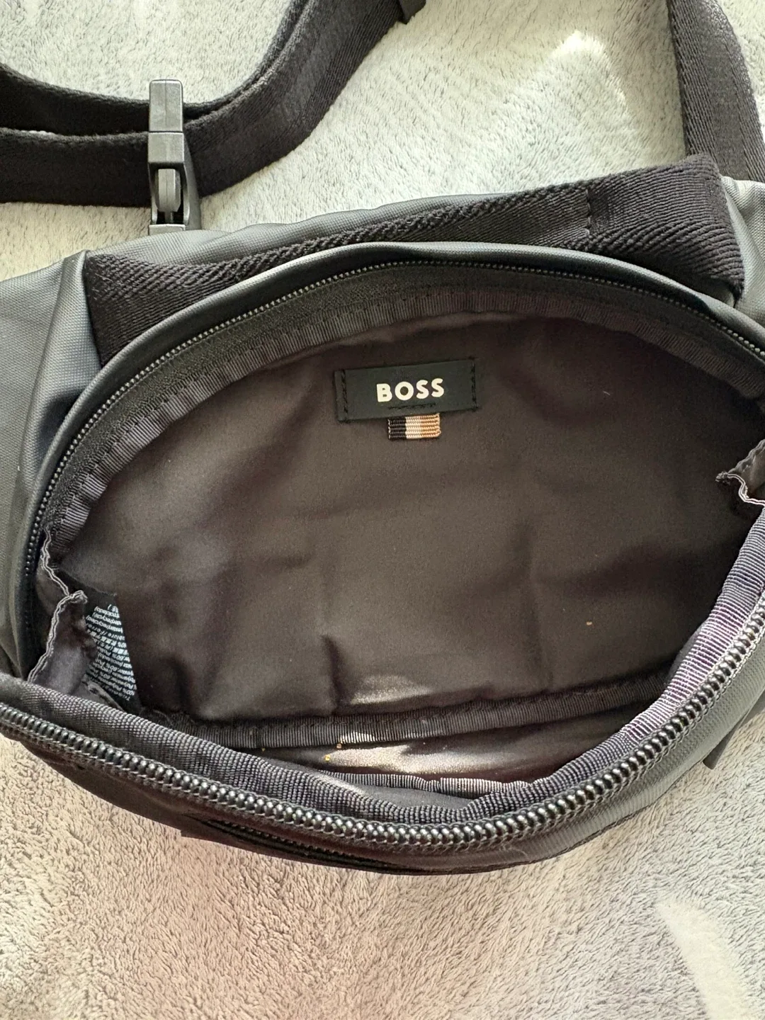 BOSS Black Belt Bag image indicator(3)