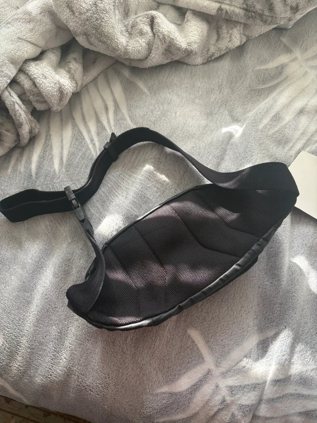 BOSS Black Belt Bag image indicator(2)