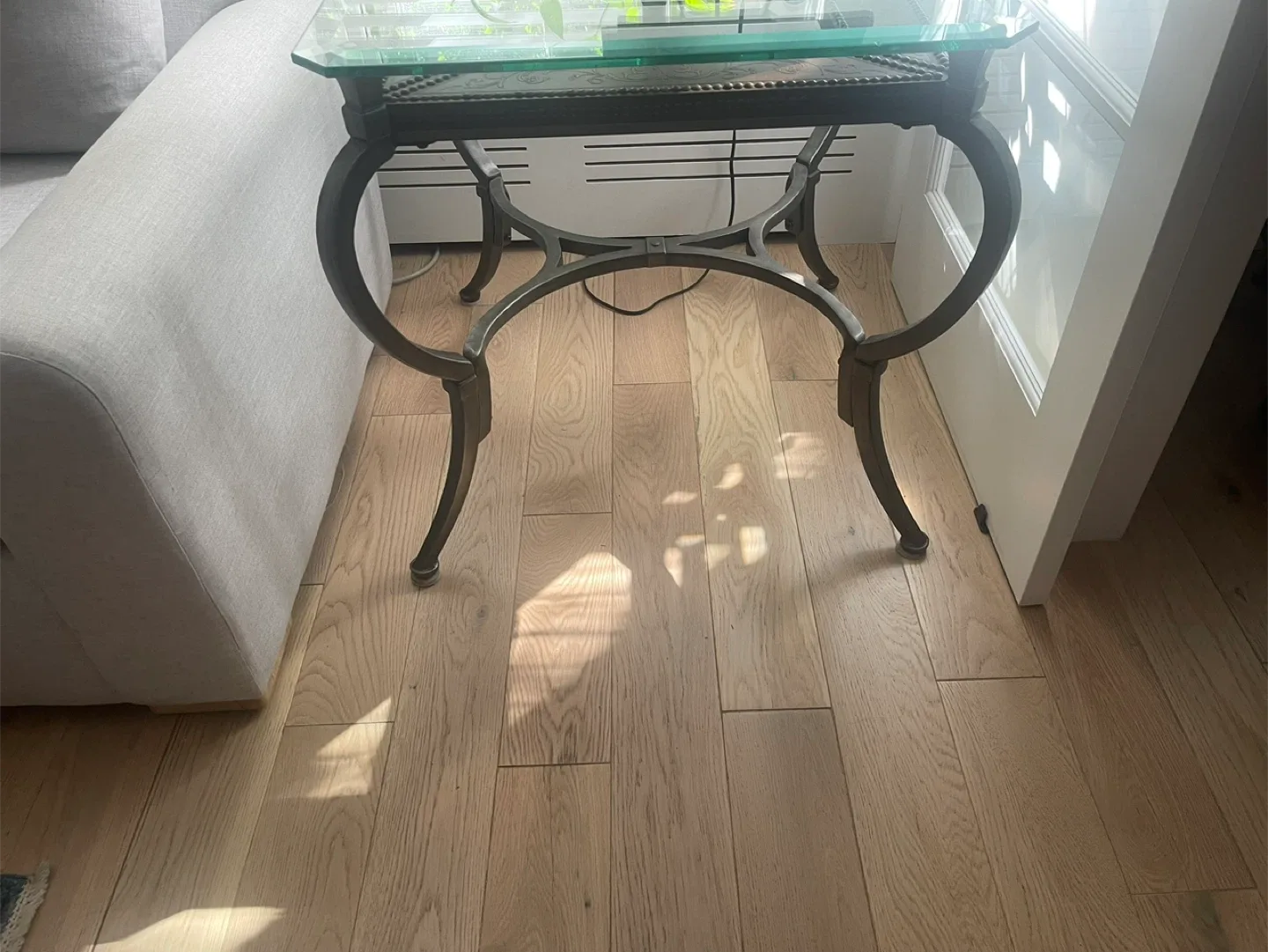 Glass Top Accent Table image indicator(2)