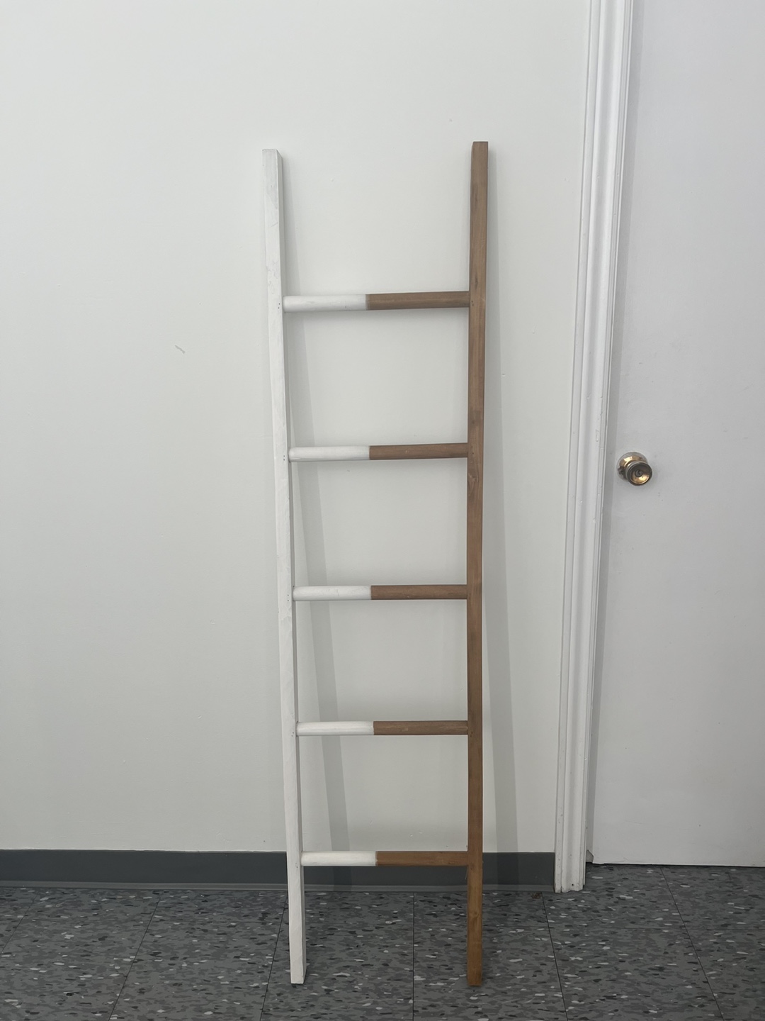 Wooden Blanket Ladder