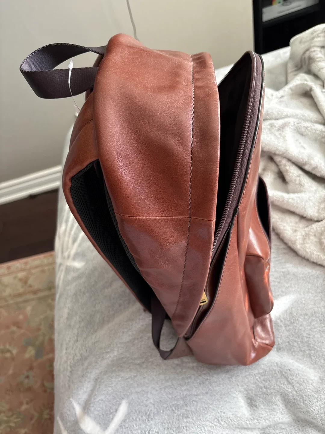 Fossil Leather Laptop Backpack - Brown image indicator(4)