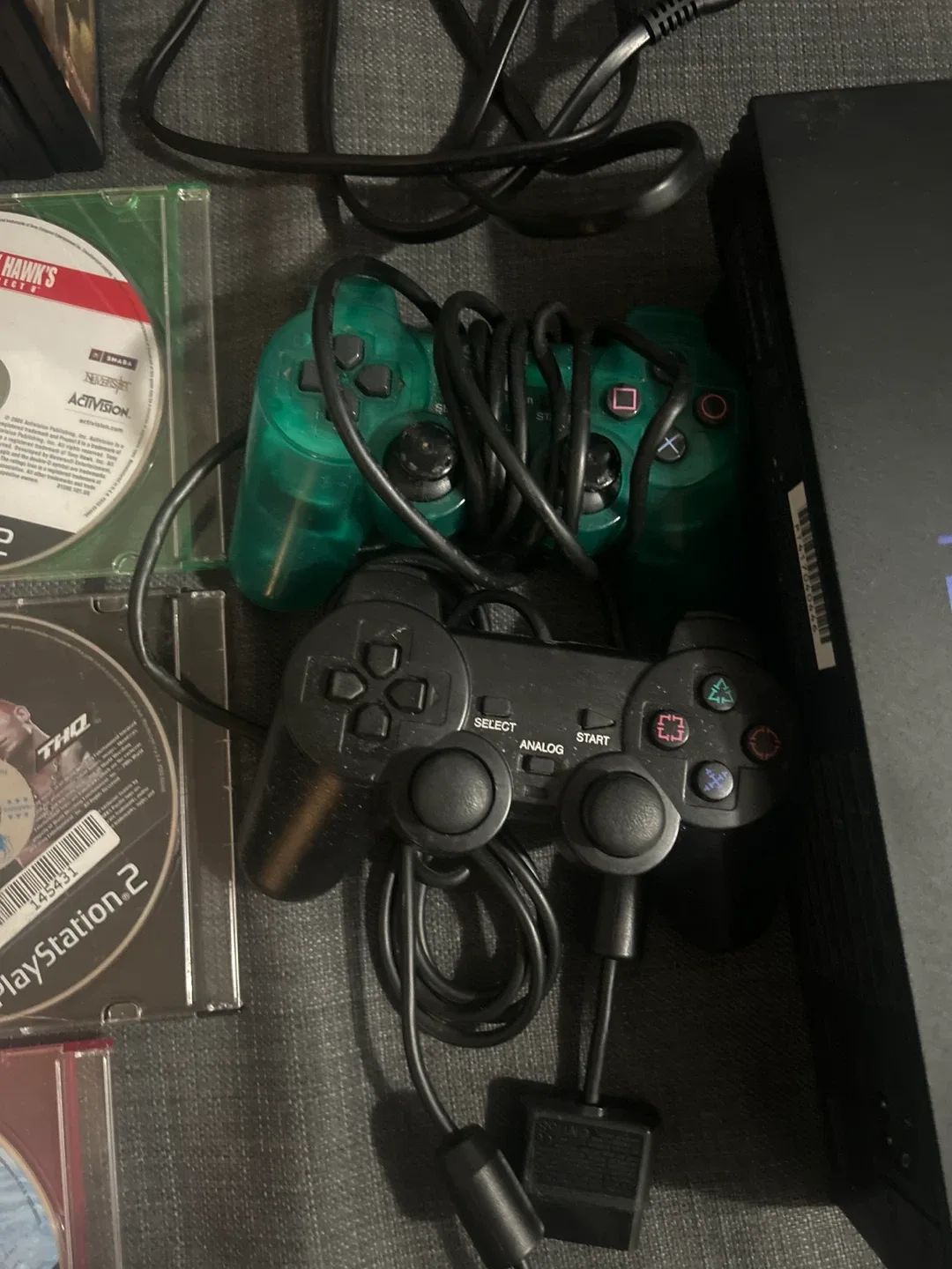 PlayStation 2 Console + 15 Games image indicator(4)