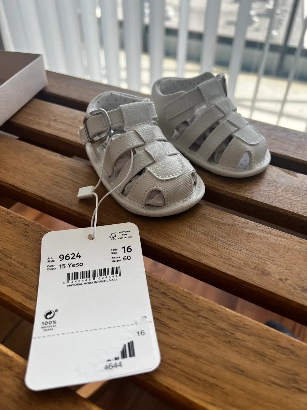Mayoral Newborn White Sandals - Size 16 (New) image indicator(3)
