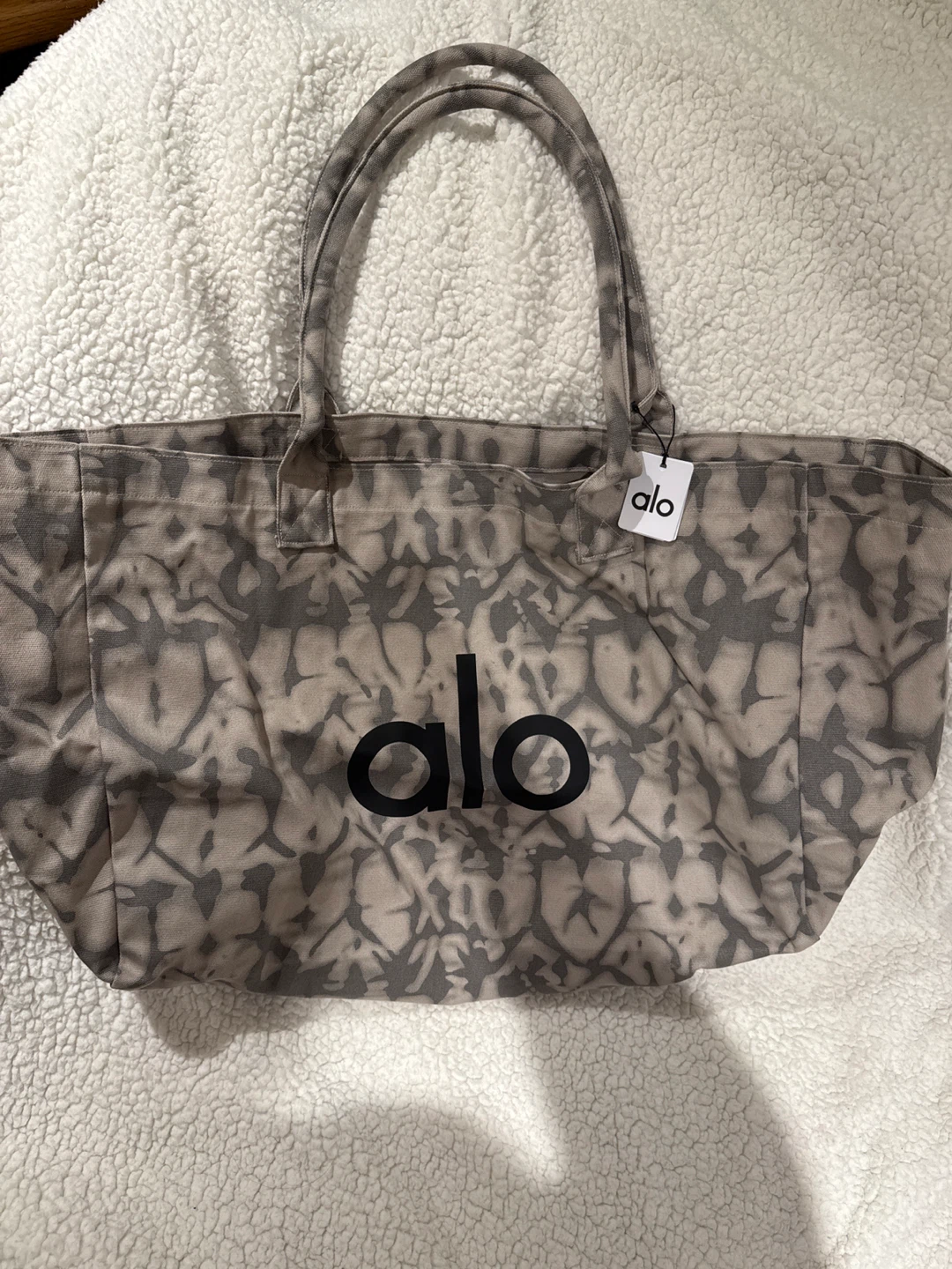 ALO Yoga Tote Bag