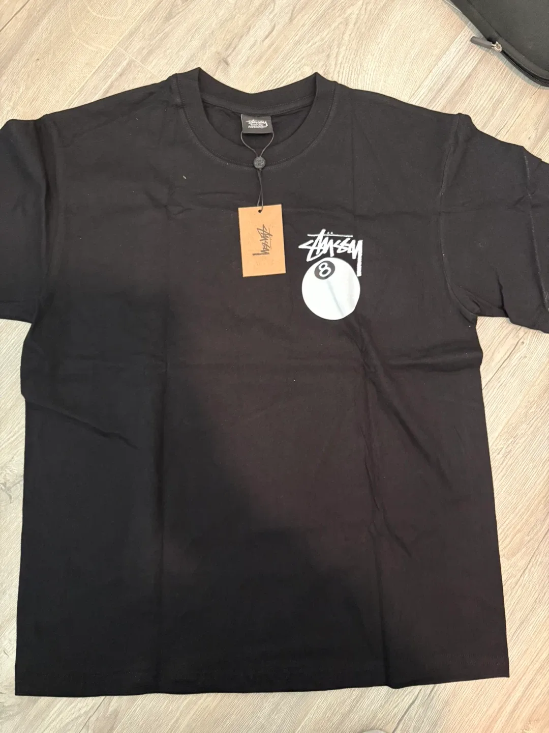 New Large size Stussy 8 Ball Tee - Black image indicator(3)