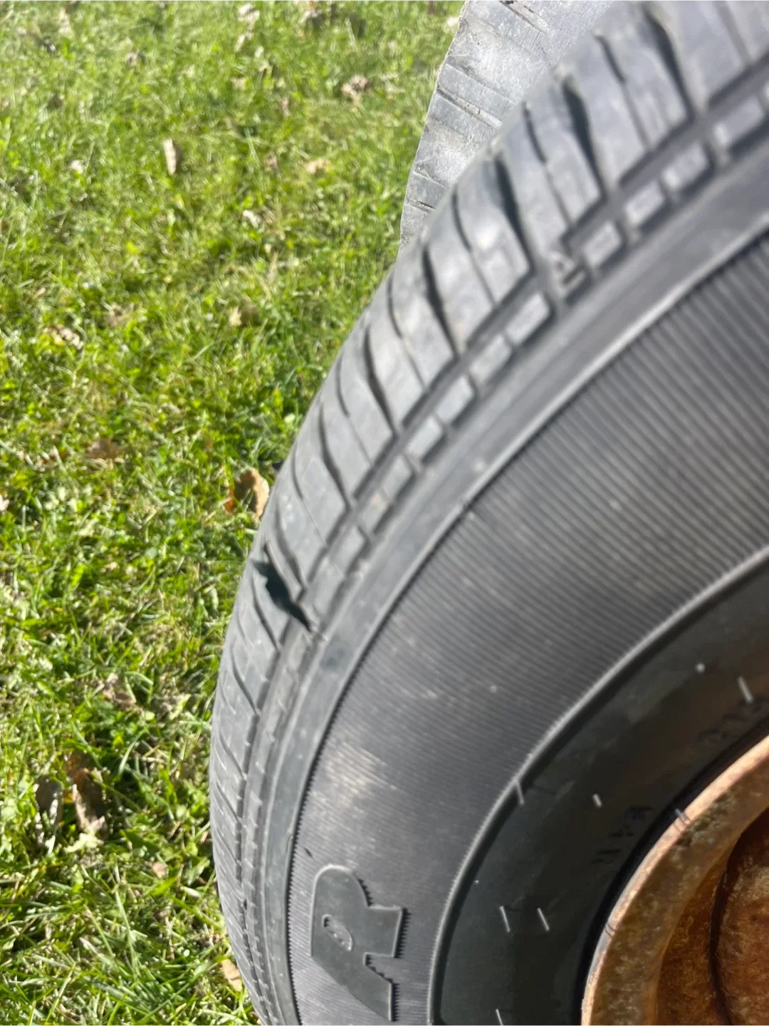 Firestone Integrity 215/70R15 Tire $5 image indicator(5)