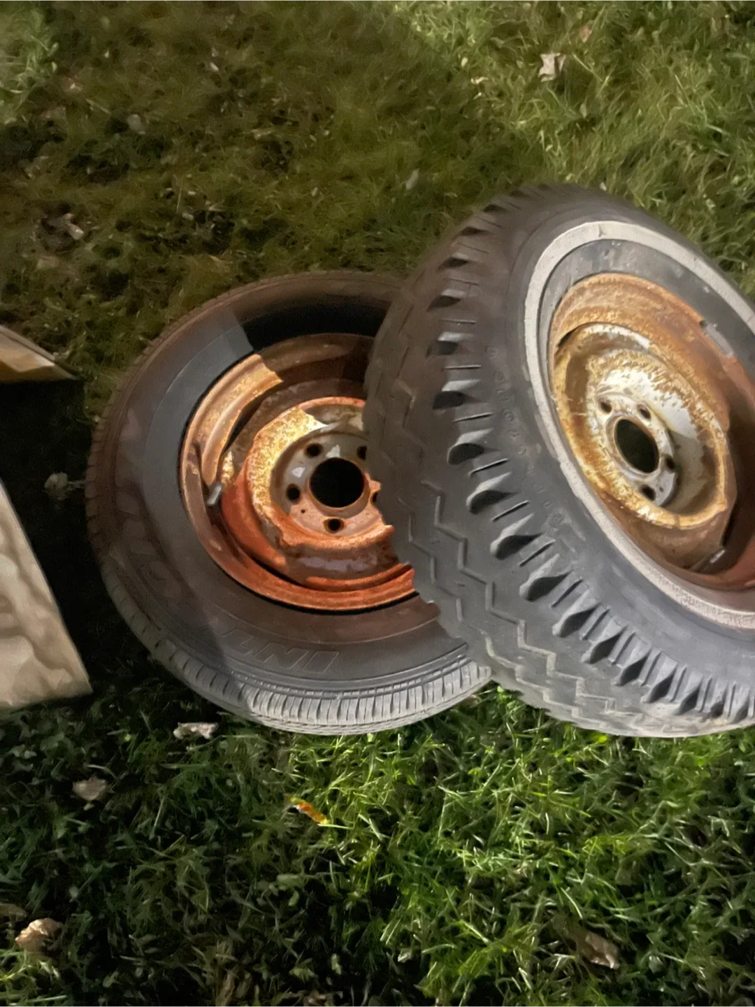 Firestone Integrity 215/70R15 Tire $5 image indicator(6)