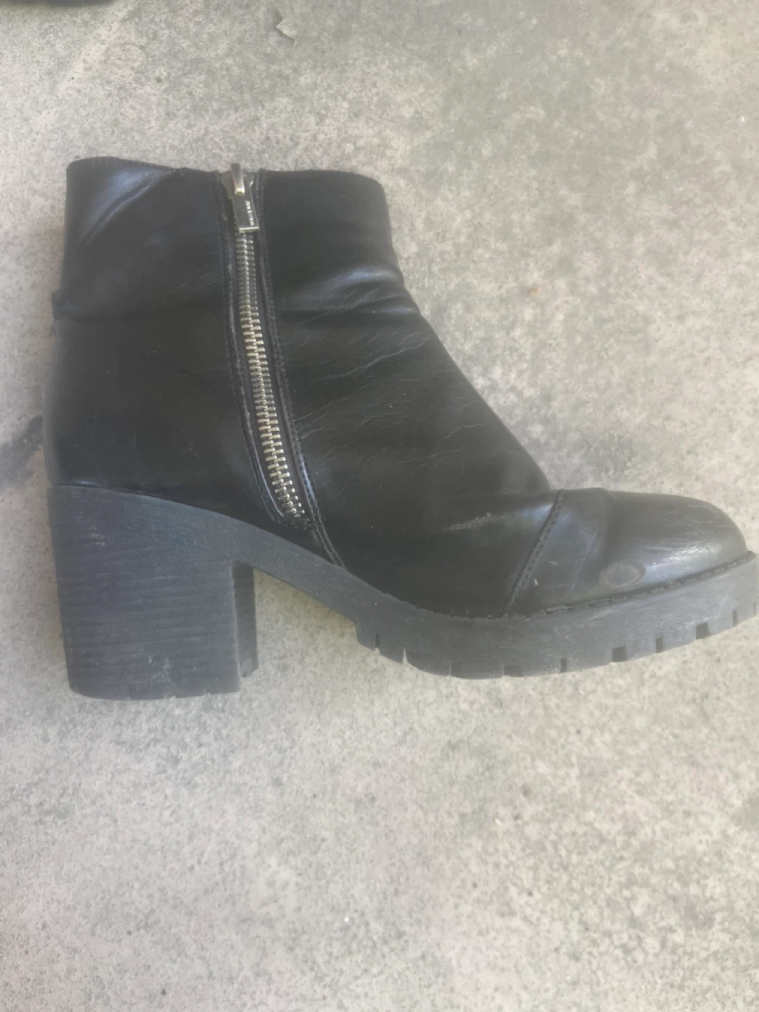 Short black boots size 37 - photo 2