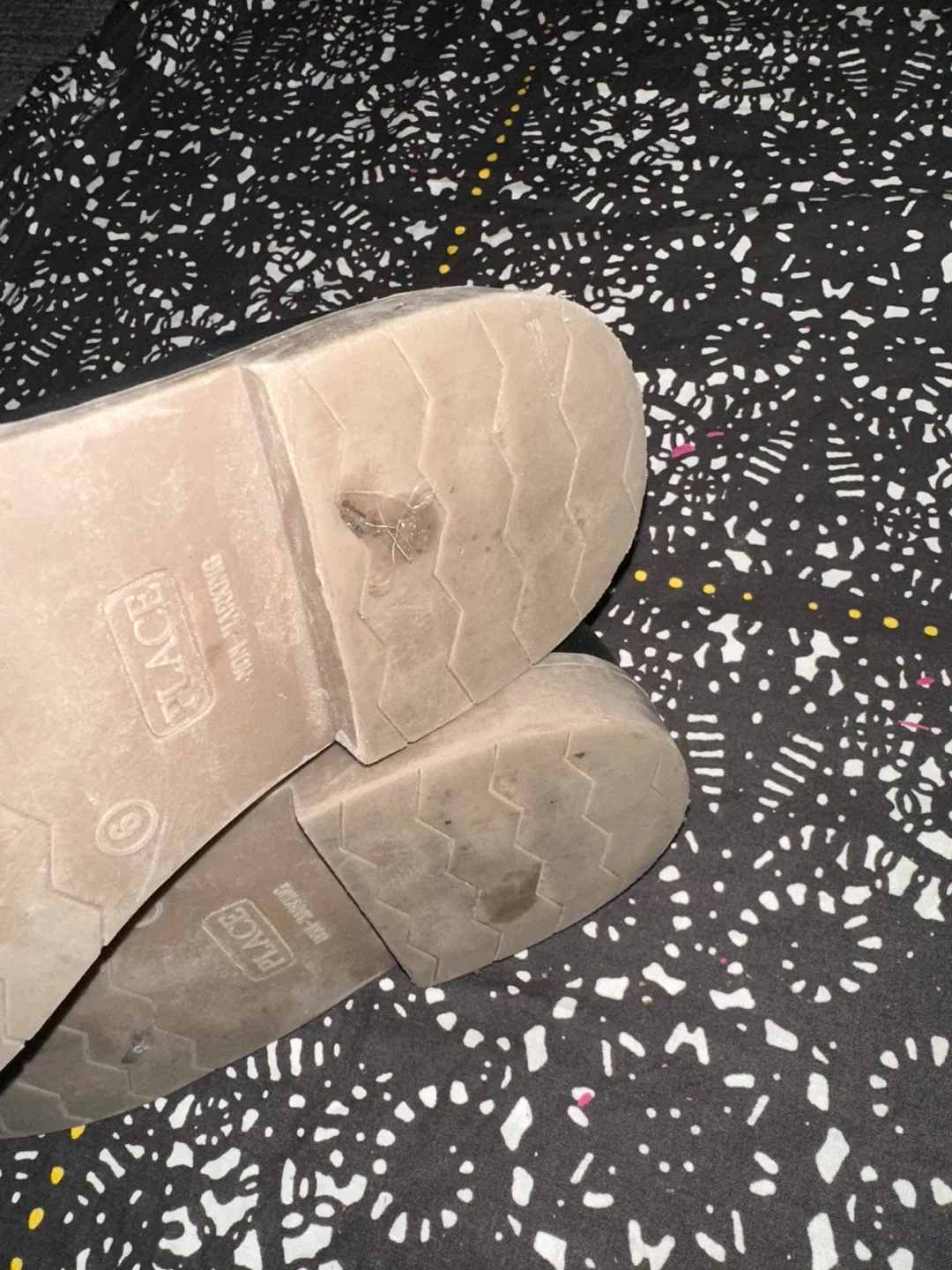 Children's Place Black Boots - Size 6 image indicator(4)