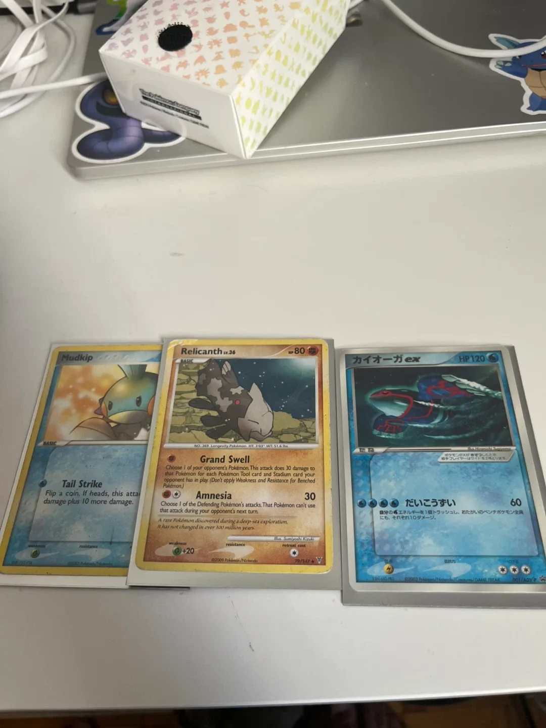 Mixed Lot of Pokémon Trading Cards image indicator(2)