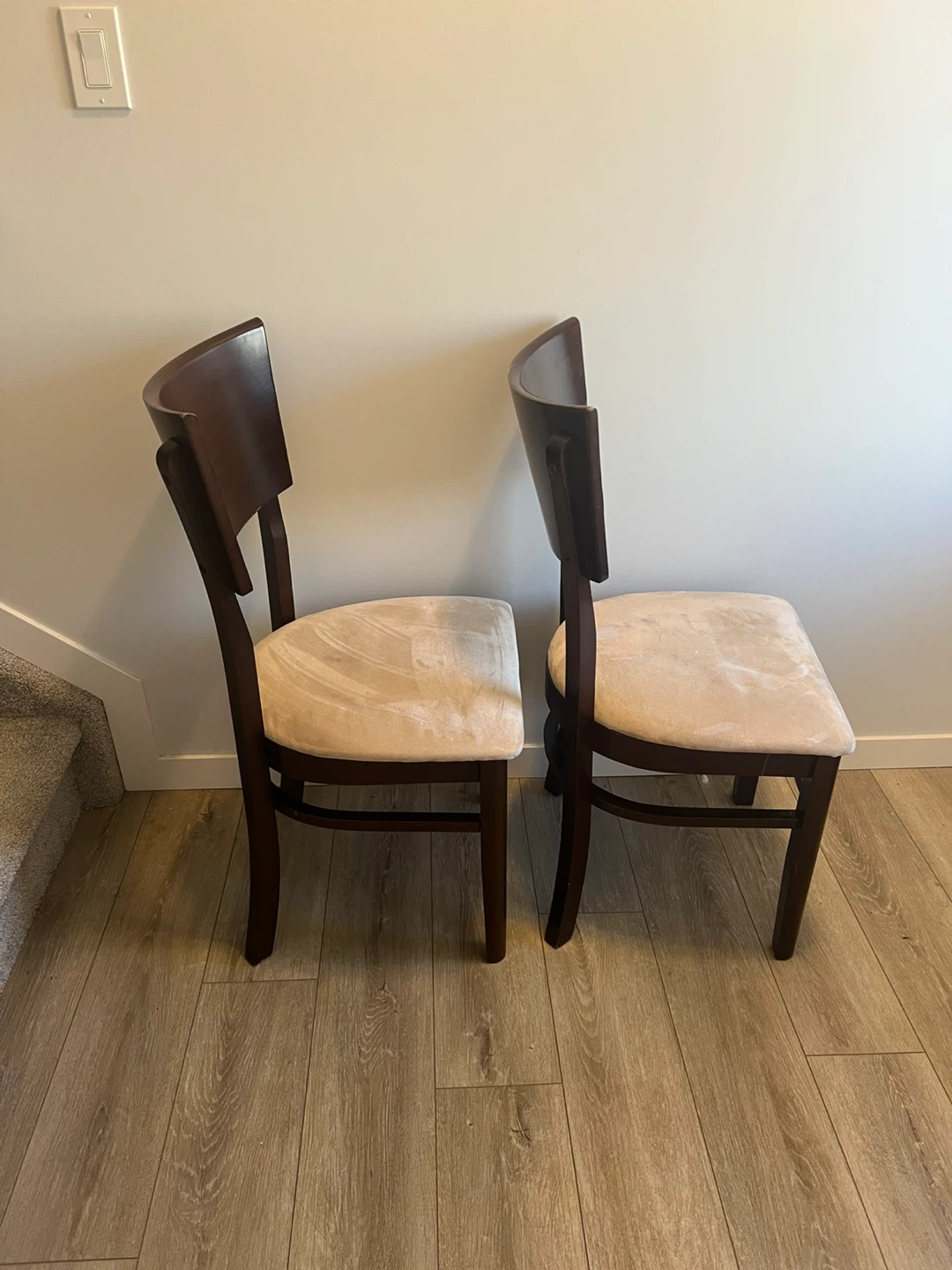 Set of 2 Dark Wood Dining Chairs - photo 3