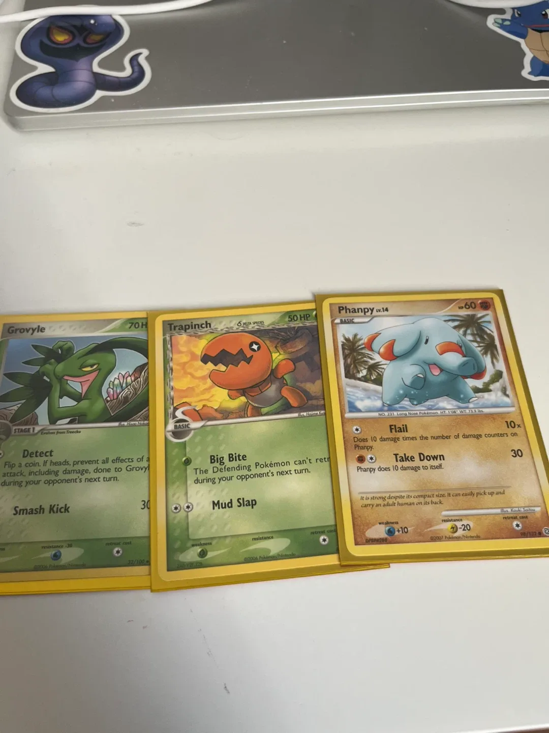 Pokemon Trading Cards - Assorted image indicator(10)