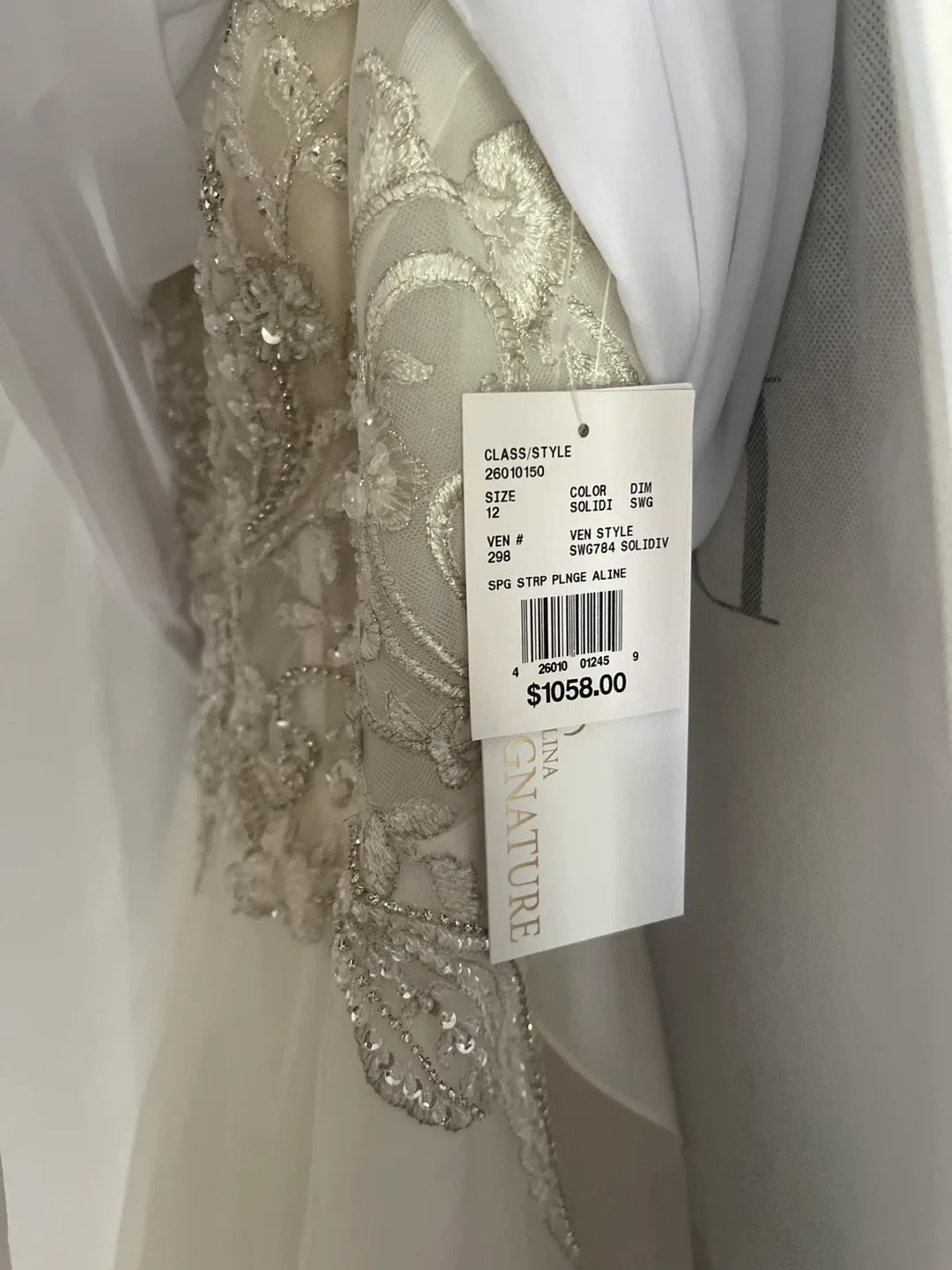 David's Bridal Wedding Dress - Size 12 image indicator(2)