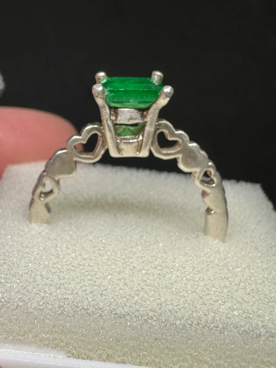 Emerald & Sterling Silver Ring image indicator(2)