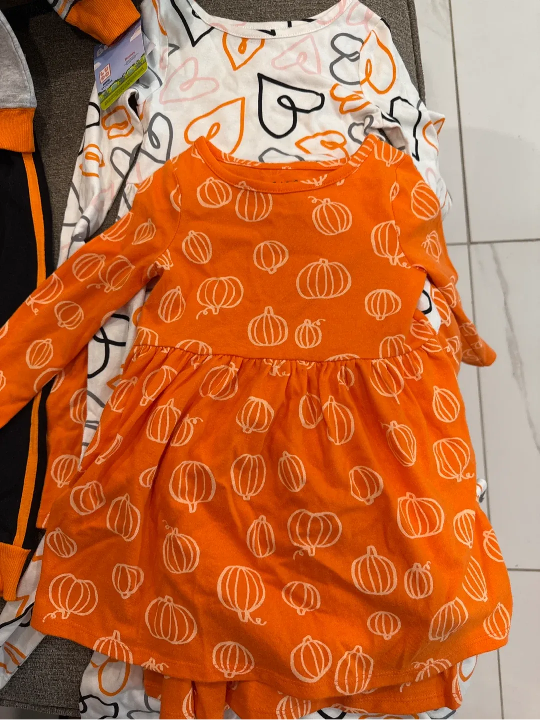 Cat & Jack Halloween Outfit - Skeleton image indicator(3)