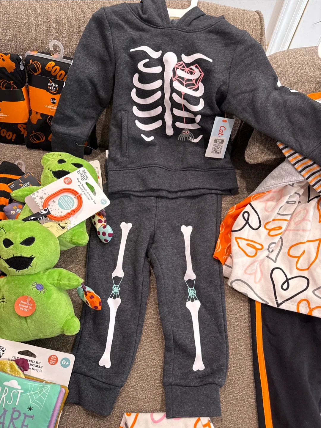 Cat & Jack Halloween Outfit - Skeleton image indicator(5)