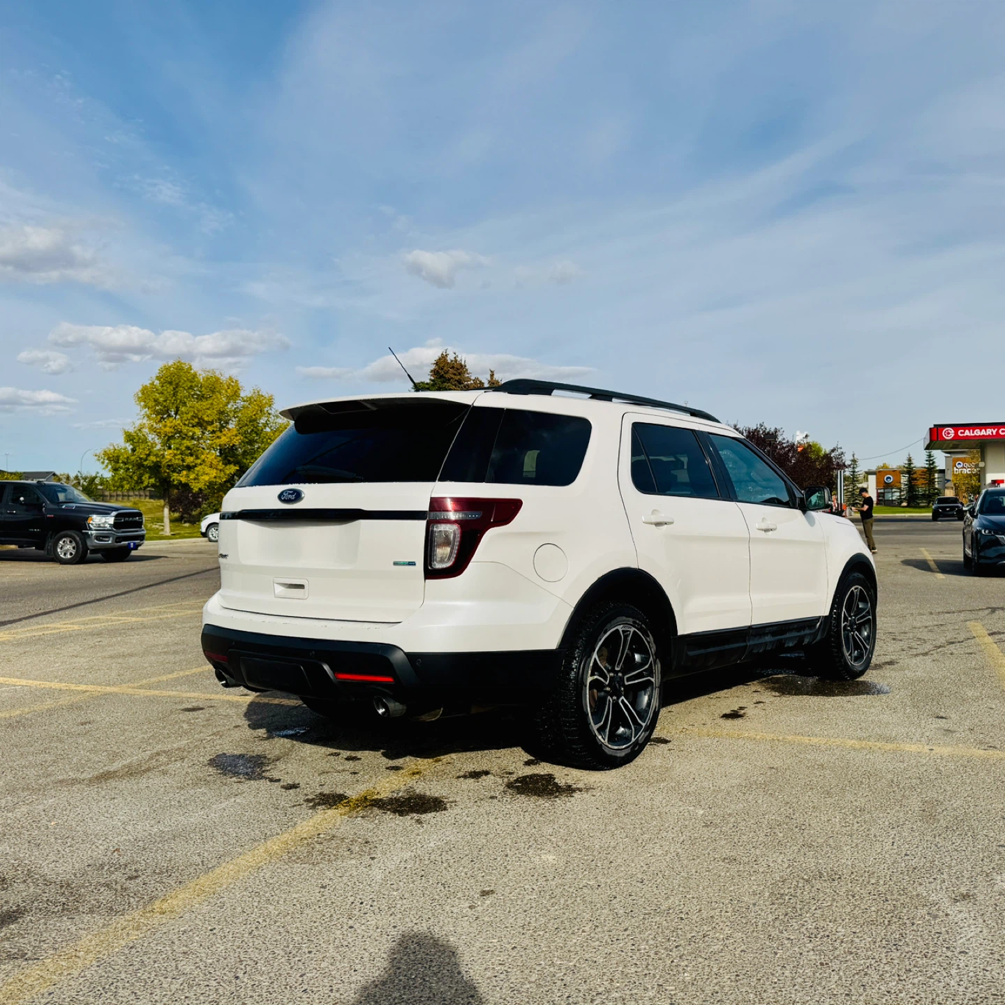 2015 Ford Explorer Sport AWD (Fully Loaded) - photo 4