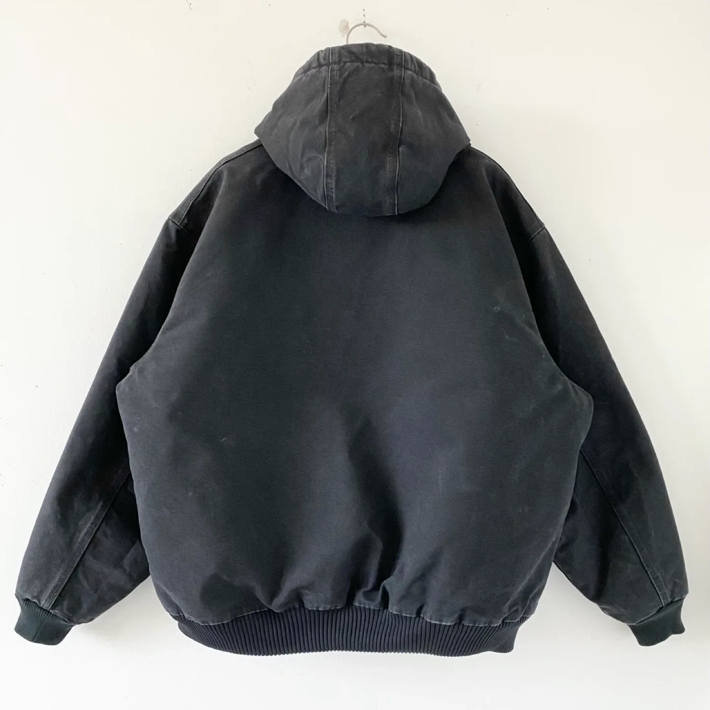Carhartt Hooded Jacket / The Active Jacket w/ Quilted Lining image indicator(2)