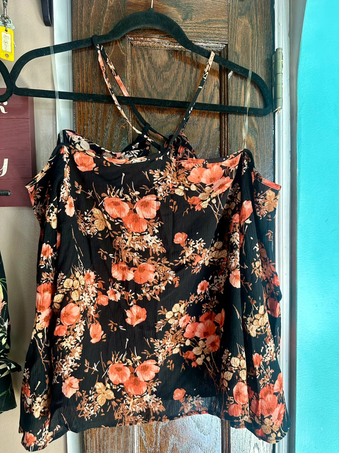Floral Print Tank Tops - Set of 2 - photo 2