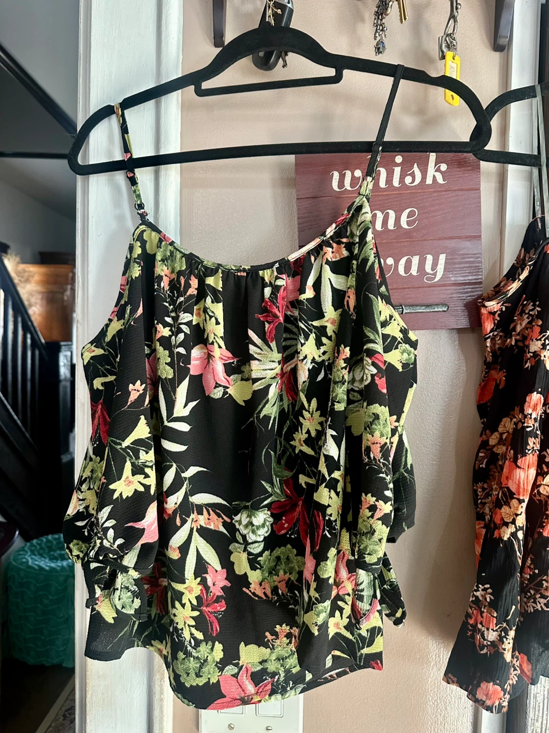 Floral Print Tank Tops - Set of 2 - photo 5