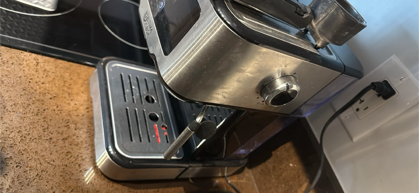 Ultima Cosa Espresso Machine - photo 3