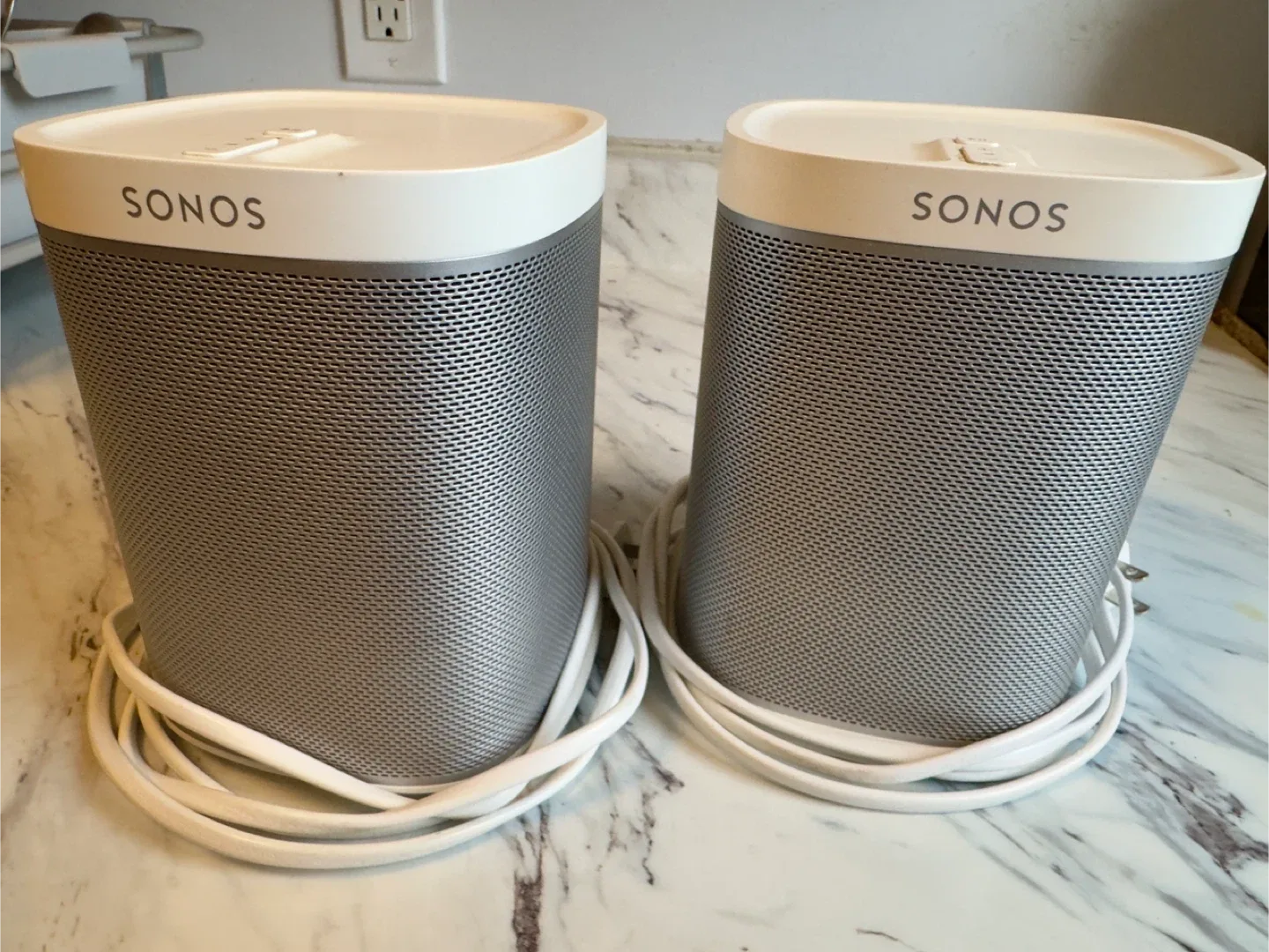 Sonos Play:1 Speakers - Set of 2 image indicator(2)