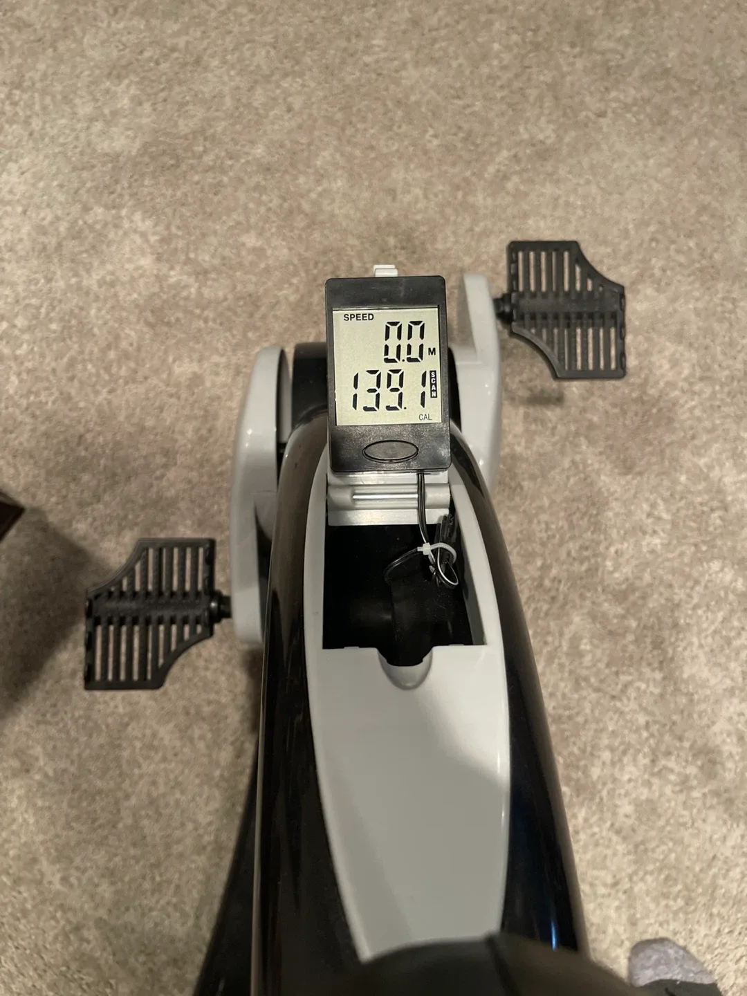 SitNcycle Exercise Bike - Black image indicator(3)