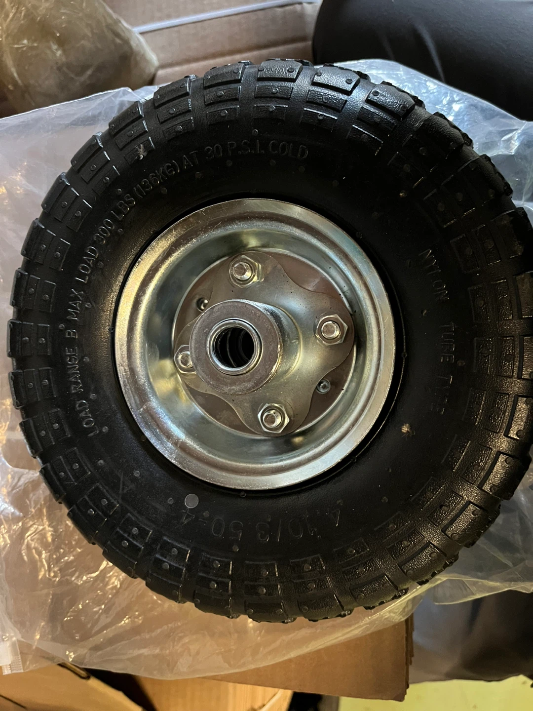 Yardworks 10-in Pneumatic Replacement Wheel/Tire