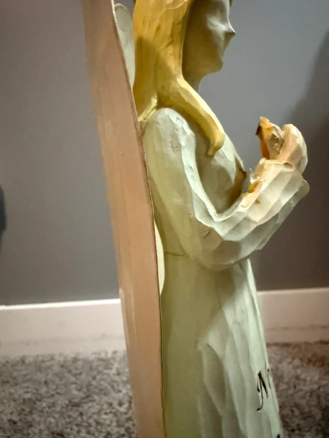 Angel Figurine - Never Give Up image indicator(3)