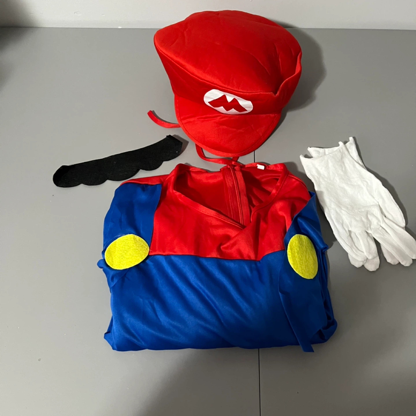 Mario Costume - Size M