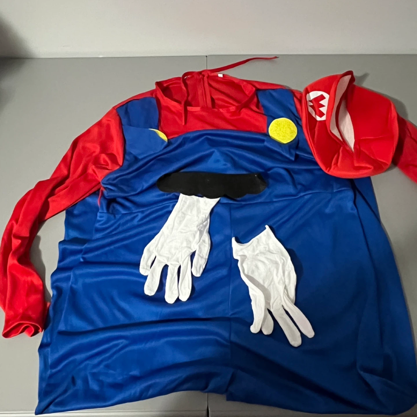 Mario Costume - Size M - photo 2