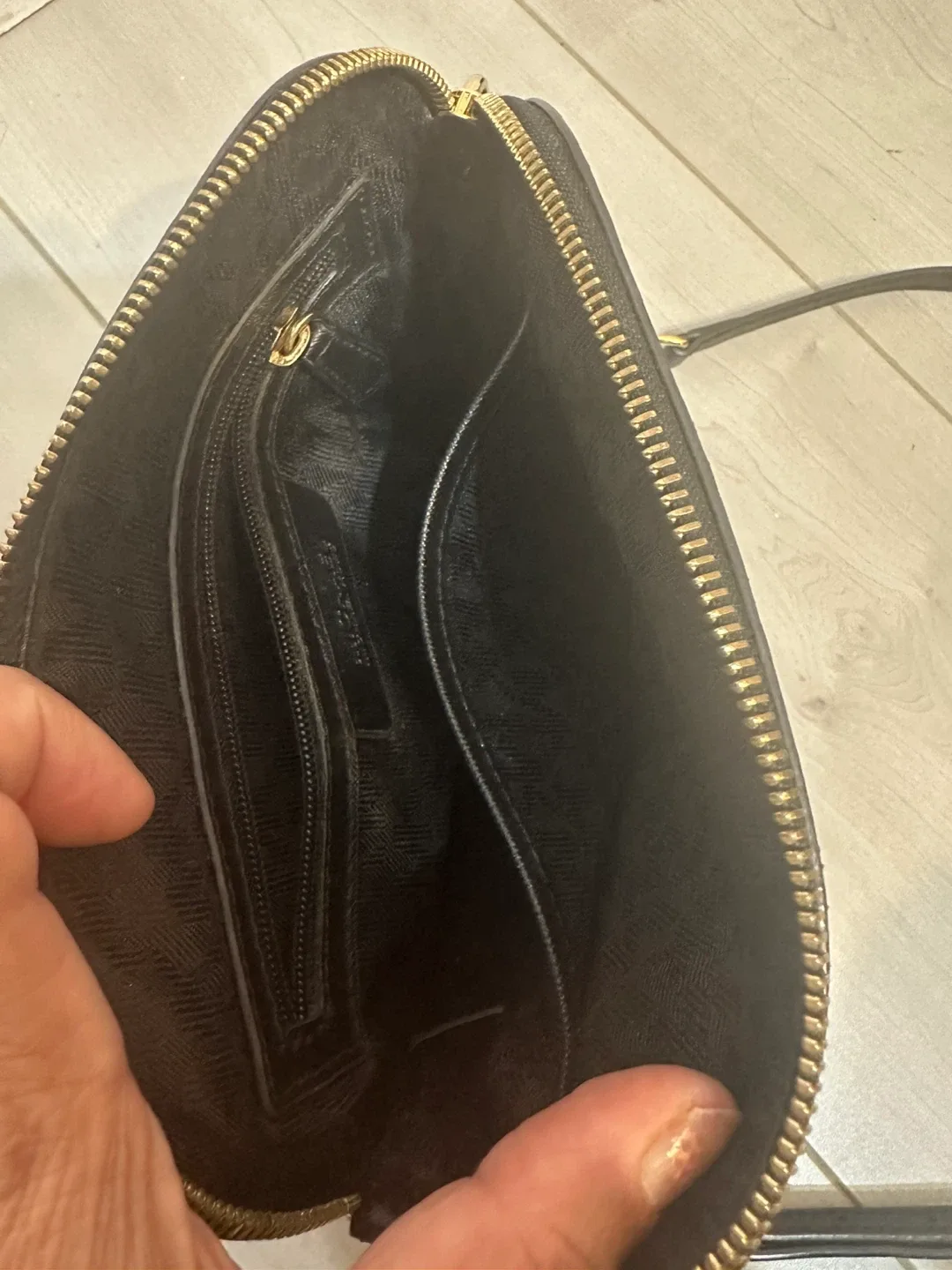 Michael Kors Black Crossbody Bag image indicator(7)